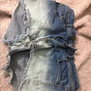 Huh waisted bullhead Jean shorts